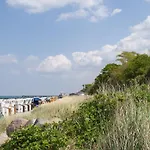 Am Hotel Ostseebad Kühlungsborn