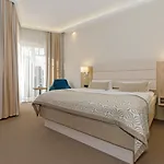 Am Ξενοδοχείο 4*